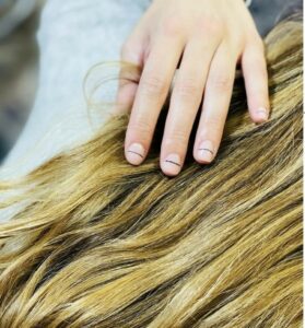 Manicura minimalista